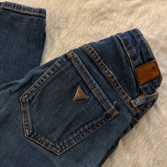 GUESS POWER CURVY MID RISE JEANS - Picture 3 of 4